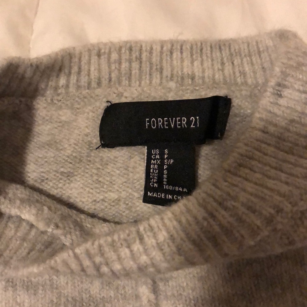 Sweater - Picture 3 of 4